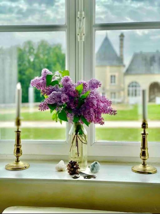 Charming Romantic Tower In Chateau Estate Ocquerre Exterior photo